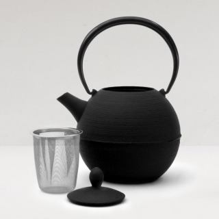 iwachu-aika-teekanne-schwarz